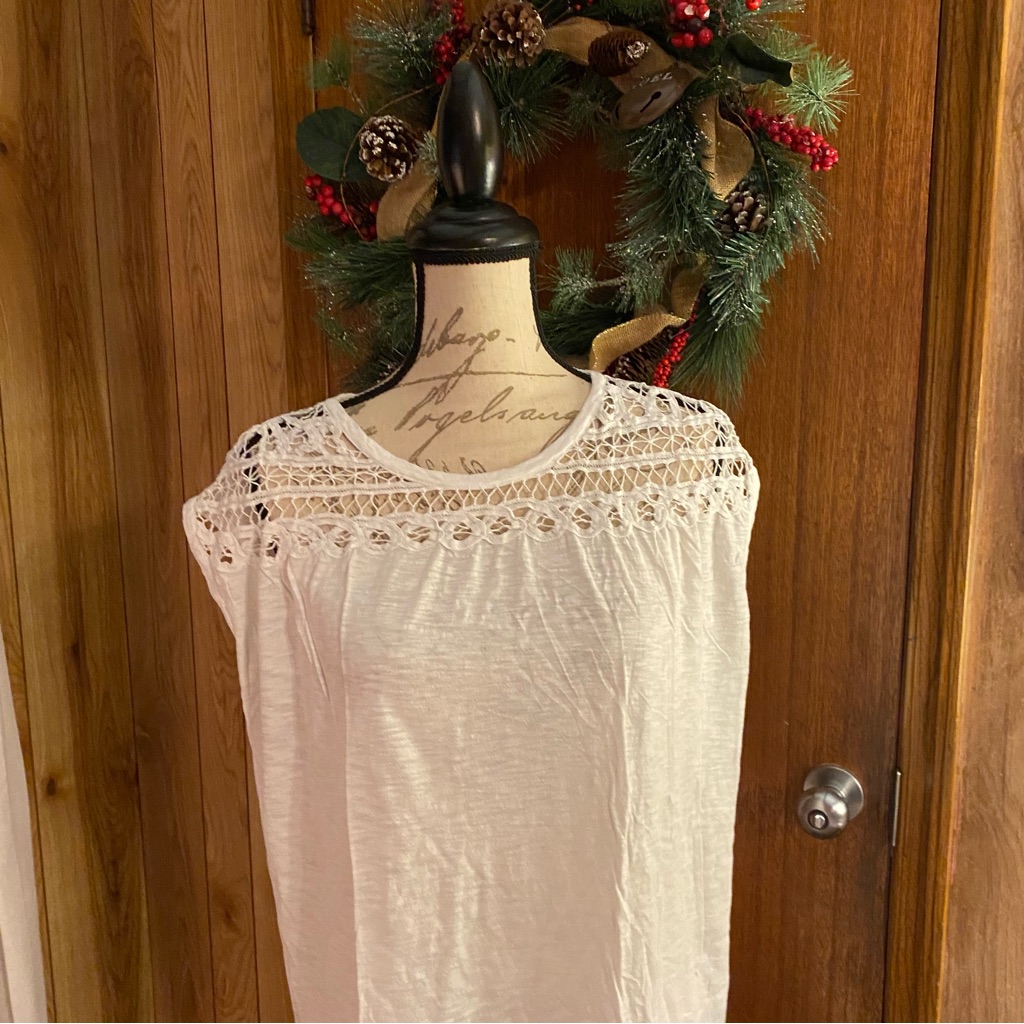 Crocheted Tee